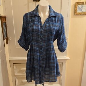 Too Hot paid belted top in blues and gray Sz 1X